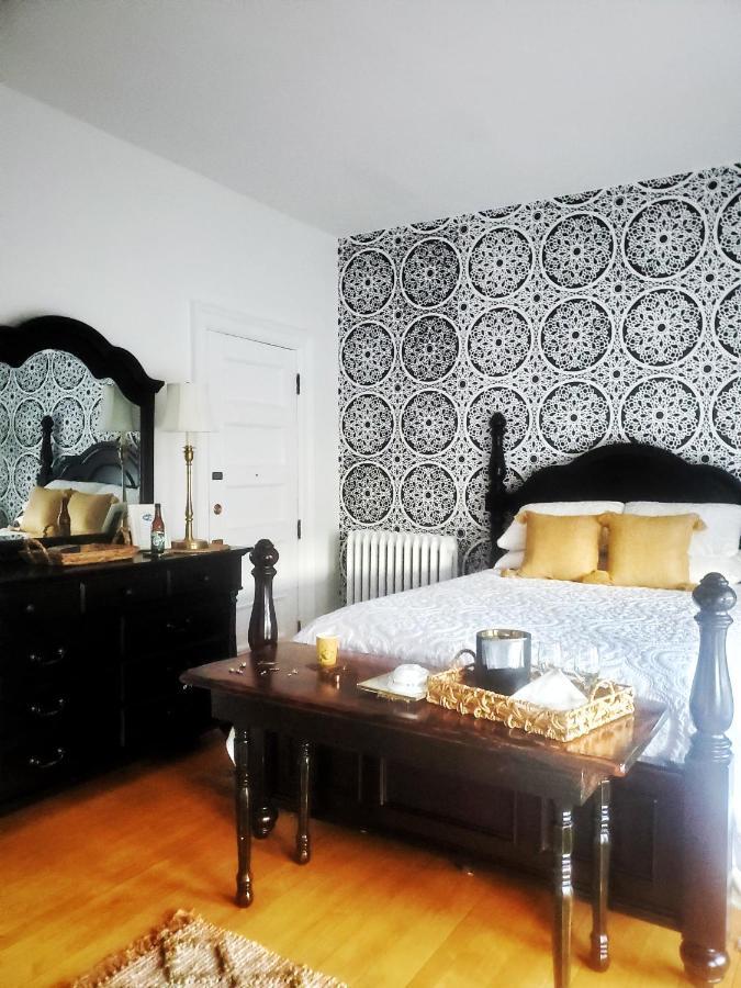 The Old Library Inn Bed & Breakfast 오린 외부 사진